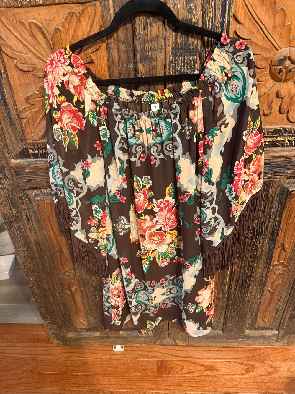 Off-Shoulder Floral Peasant Tunic in Brown